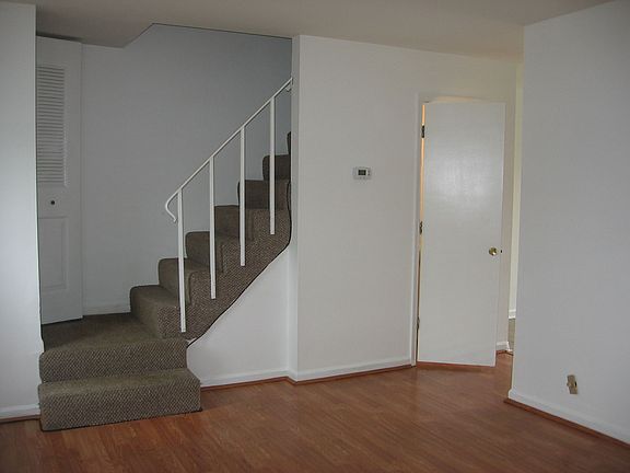3rd image of 4617 Coldstream Dr