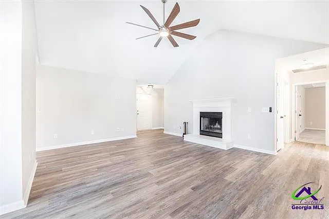 127 Grove Ln — Photo 13