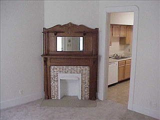 2nd image of 1480 N Illinois St