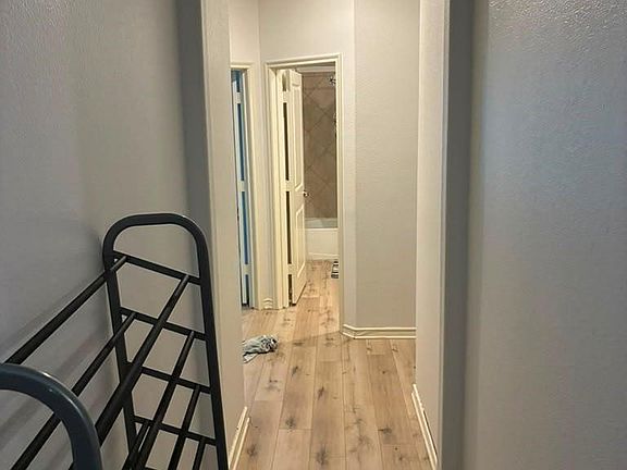 5th image of 2729 Pease Dr