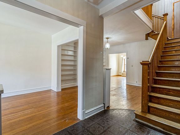 5th image of 5212 S Greenwood Ave