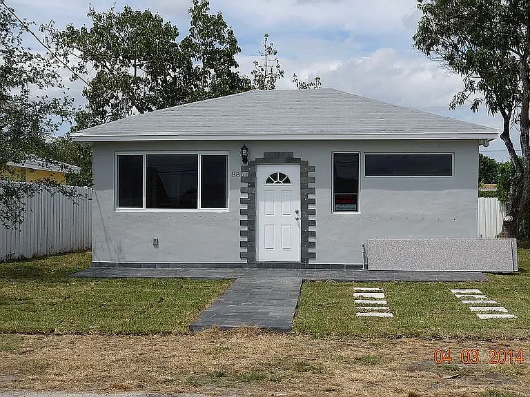 8861 SW 127th Ter — Photo 16