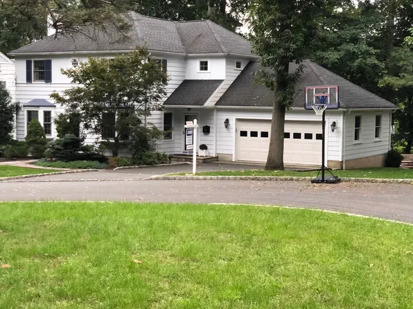 1437 Whippoorwill Way, Mountainside, NJ 07092