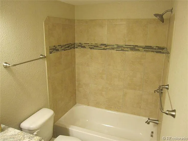 Bathroom Shower/Bathtub