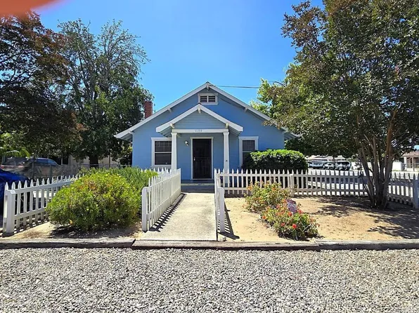 1144 D St, Ramona, CA 92065