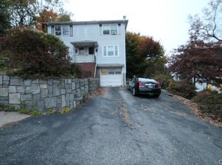 49 Cottage St, Derby, CT 06418