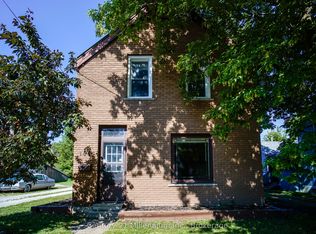 104 Spruce St, Collingwood, ON L9Y3G7