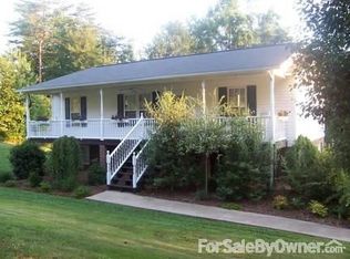 1484 Fairway Acres Rd, Lenoir, NC 28645