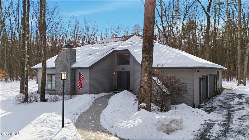 2nd image of 63 Oak View Drive