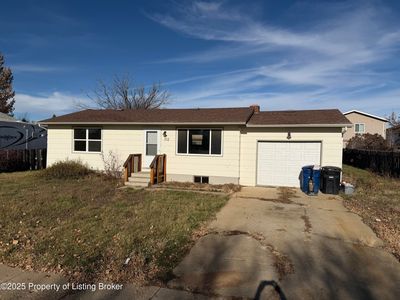 312 Ruby St, Dickinson, ND, 58601