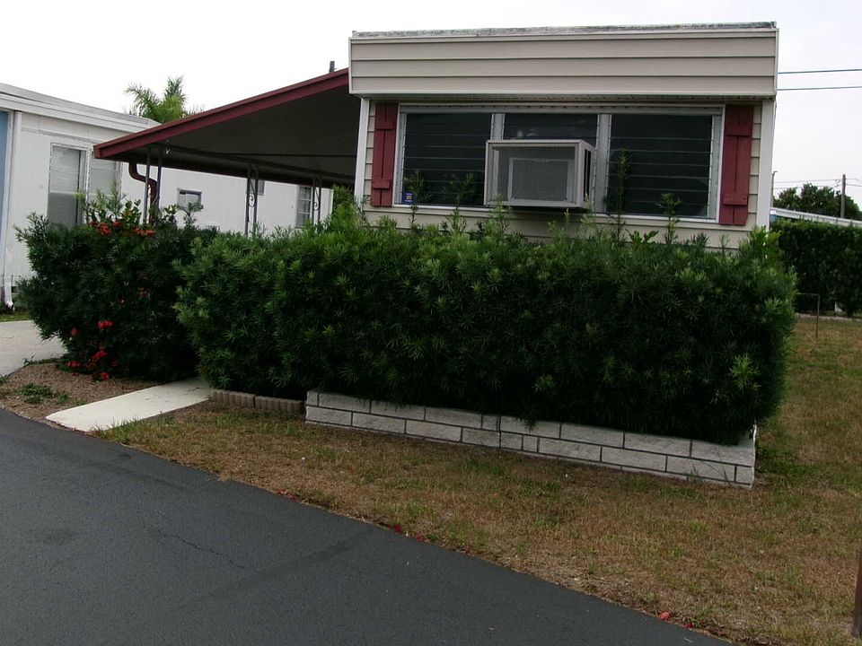 1st image of 2701 34th St N #234