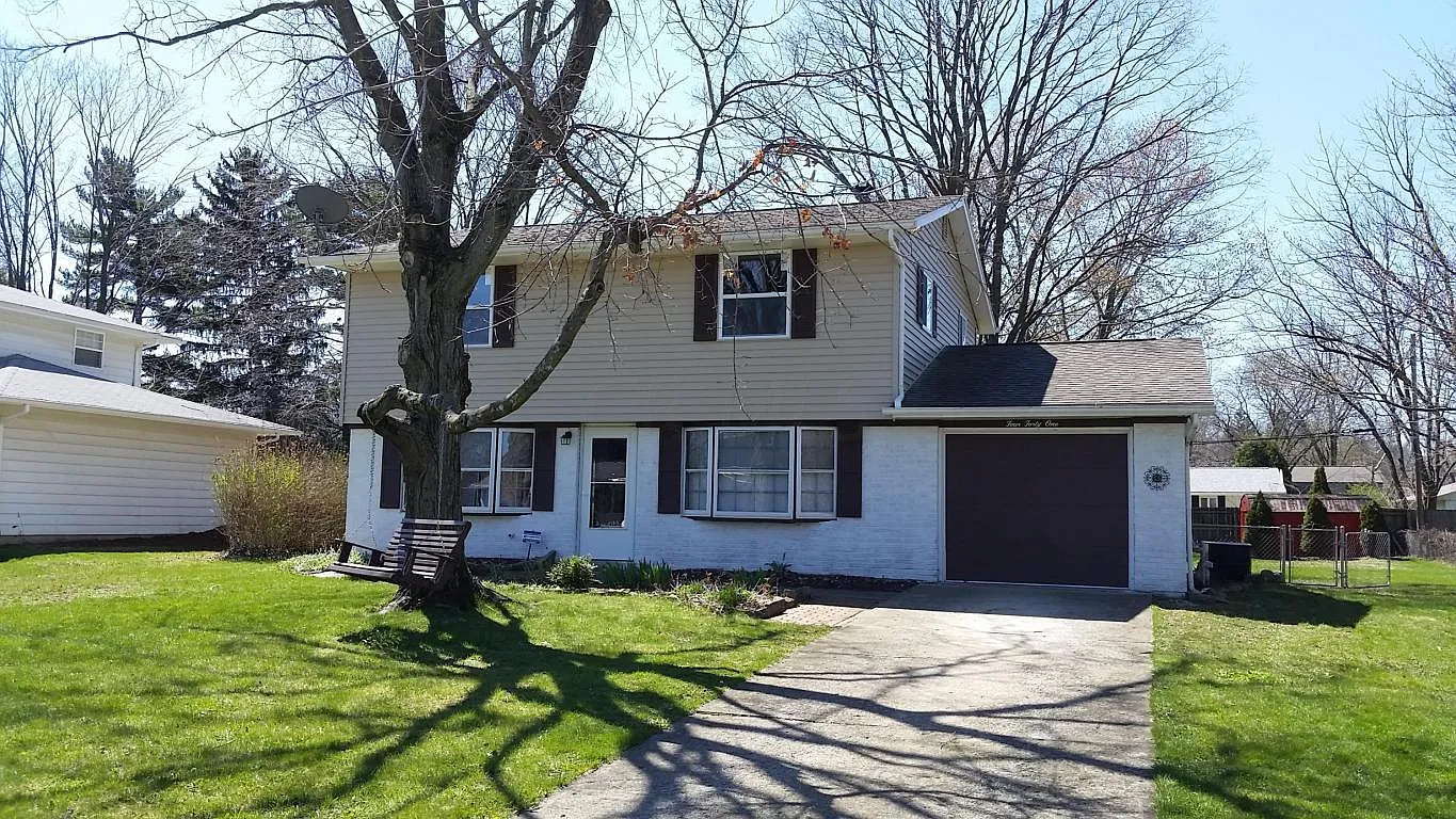 441 Revere Ct photo 1