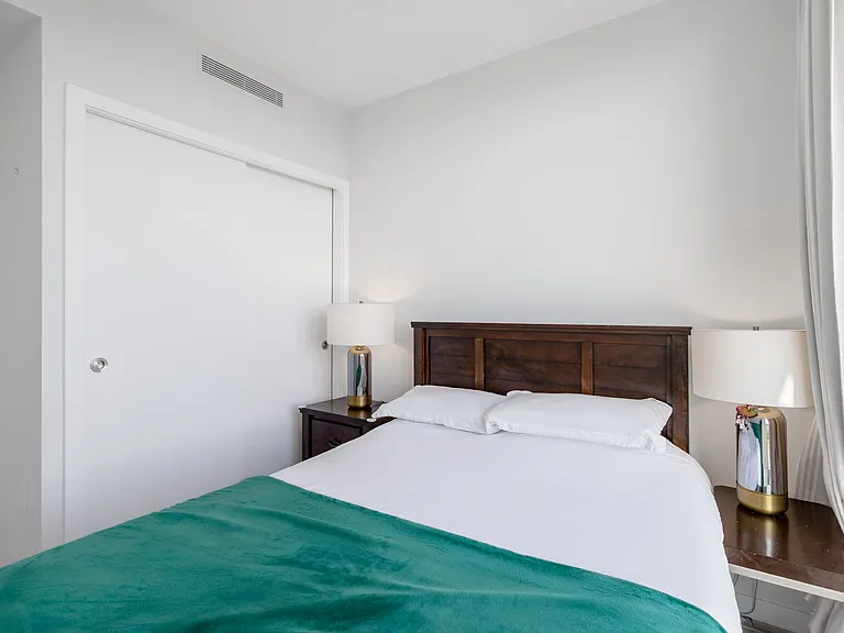 7433 Cambie St #2104 — Photo 9