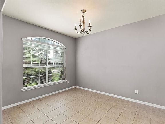 5th image of 5010 Big Meadow Ln