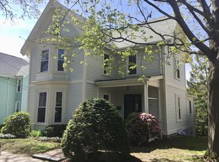 70 Bowen St, Newton, MA 02459