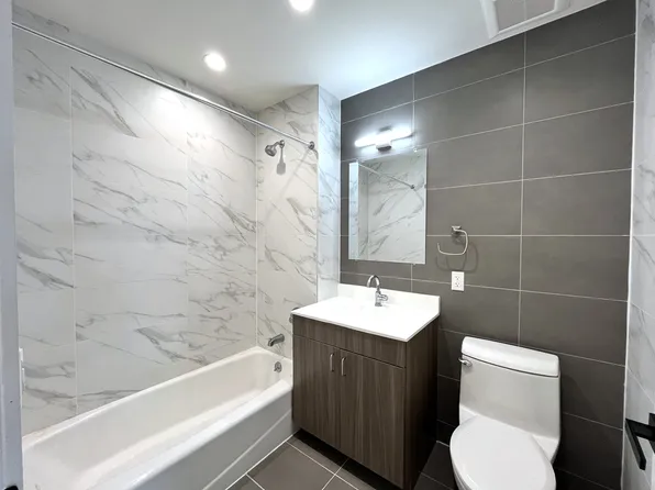 43-46 39th Place image 3 of 3