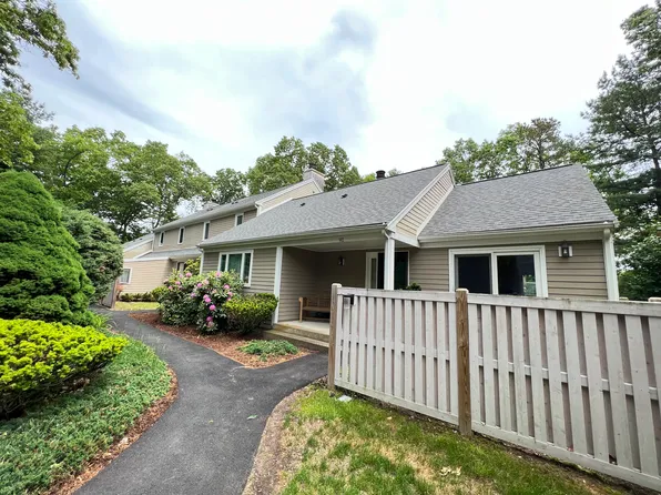 92 Fifer Ln, Lexington, MA 02420