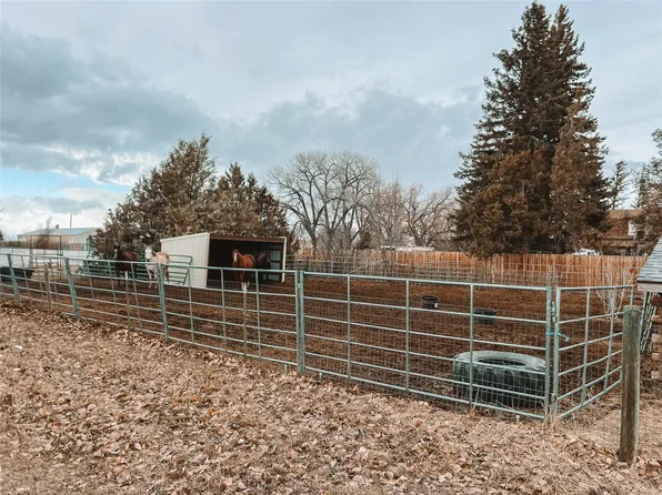 250 Olsen St, Simms, MT 59477