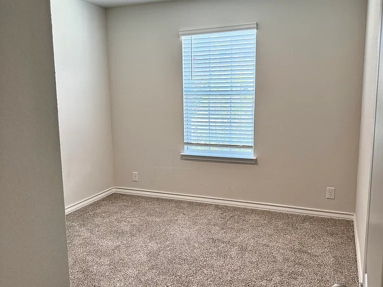 21230 Watercourse Way — Photo 22