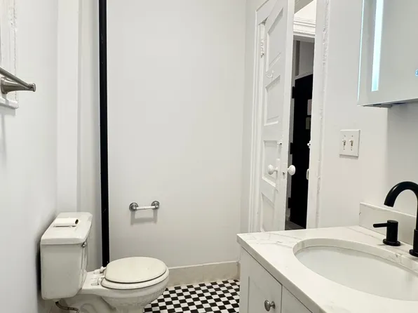 206 East 6th Street image 11 of 13