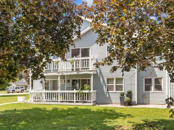 315 Harrison St APT 7, Neenah, WI 54956