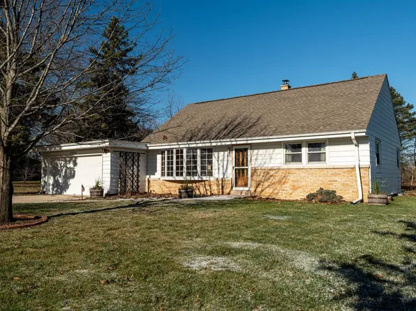 7826 Christy Circle DRIVE, Franksville, WI 53126