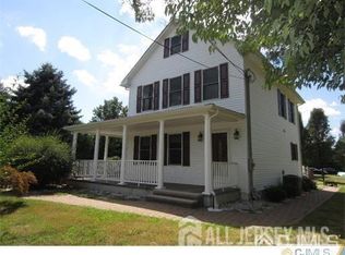 135 Summerhill Rd, East Brunswick, NJ 08816