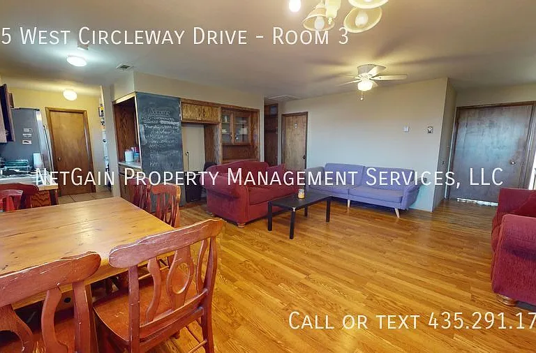 405 W Circleway Dr #3 — Photo 13