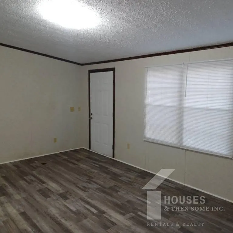274 Double Bridge Rd — Photo 2