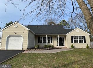 108 Mooring Rd, Manahawkin, NJ 08050