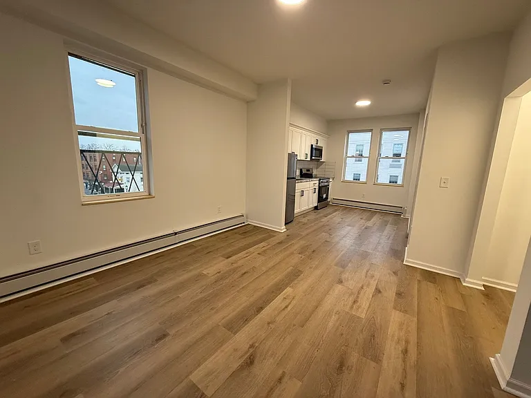 31 Park St #33 — Photo 14