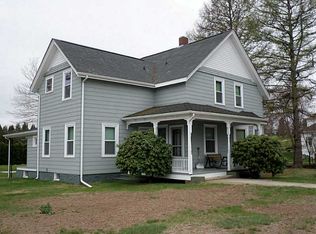 216 School St, Lincoln, RI 02865