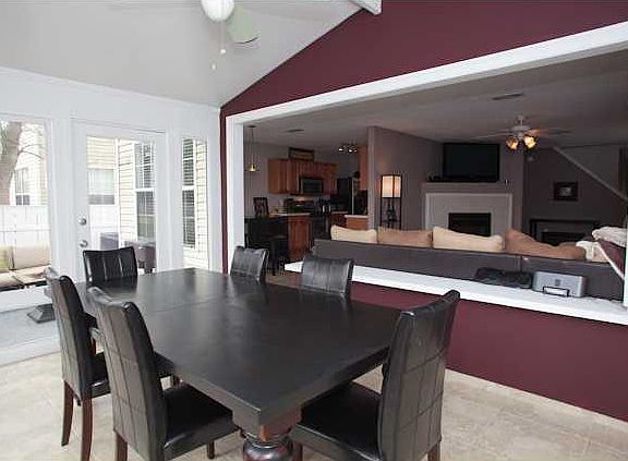 3rd image of 214 Twin Lakes Ln