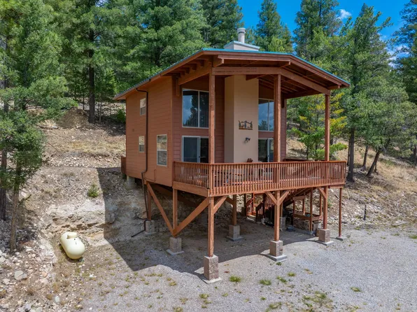 3 Deadwood Dr, Mayhill, NM 88339