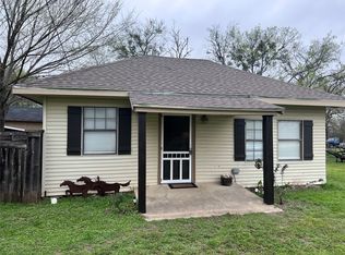 204 E South Main St, Blooming grove, TX 76626