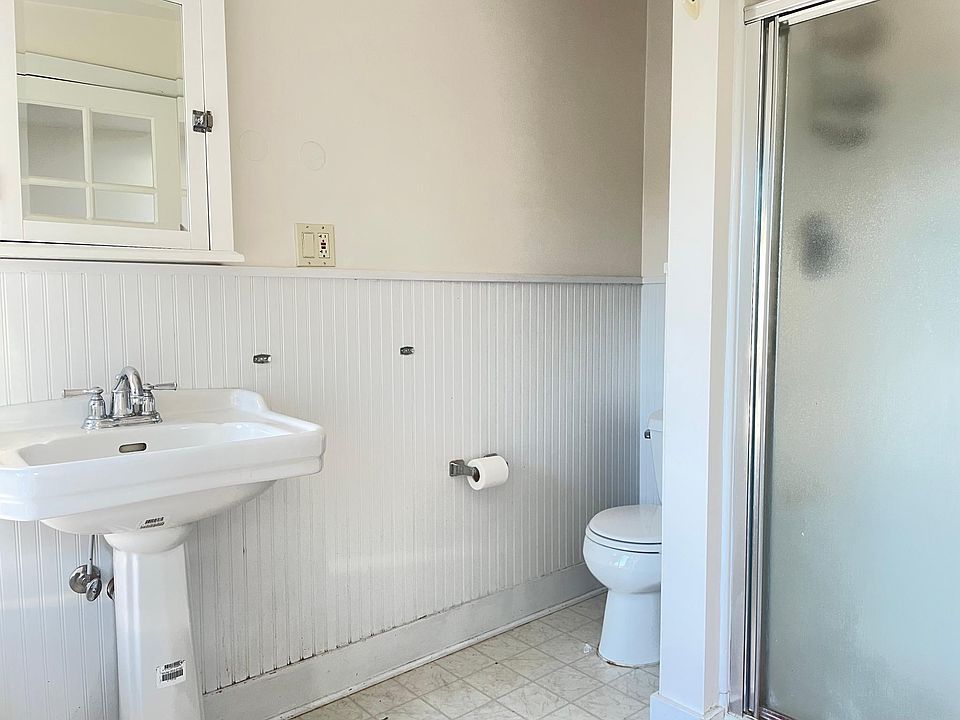 Ensuite Master Bathroom