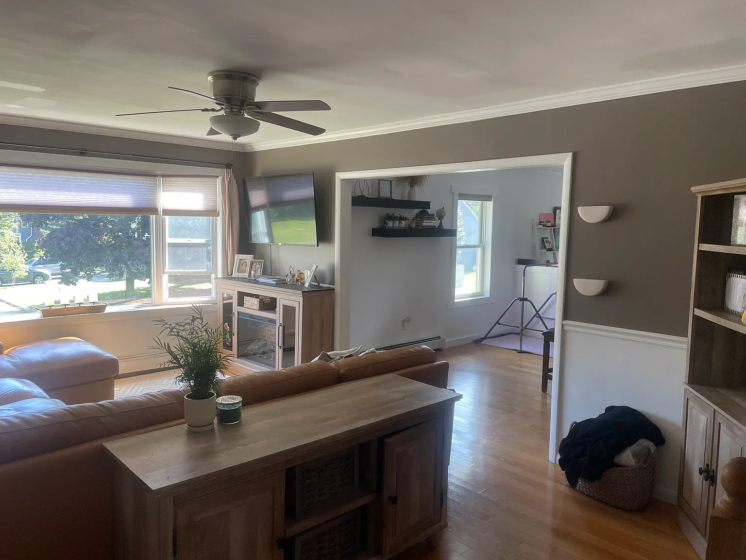 3 bed, 1.5 bath, 1800 sqft, $2,800 — Photo 4