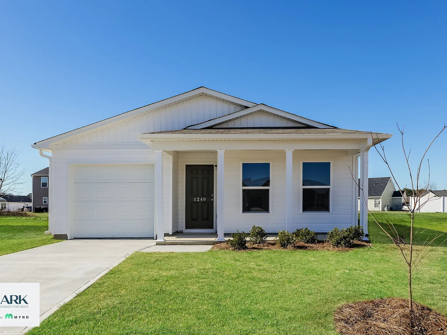 4 bed, 2.0 bath, 1209 sqft, $1,474 — Photo 1