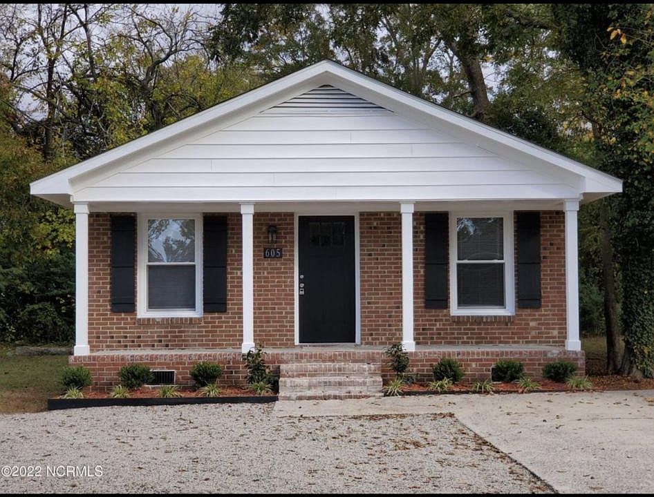1st image of 605 W 14th Ave