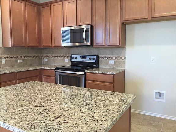 2nd image of 113 Sierra Mar Loop