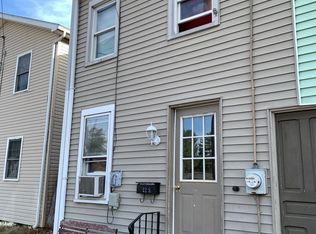 225 N West St, Carlisle, PA 17013