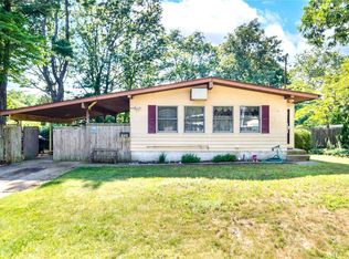 124 Maplecrest Dr, Ronkonkoma, NY 11779