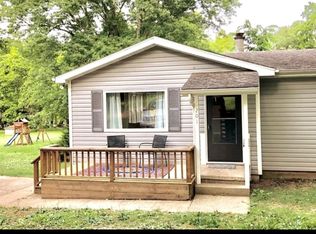 201 Palisade Dr, Eureka Springs, AR 72631