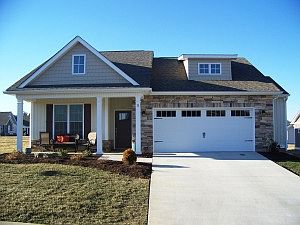 2nd image of 11 Luna Ct