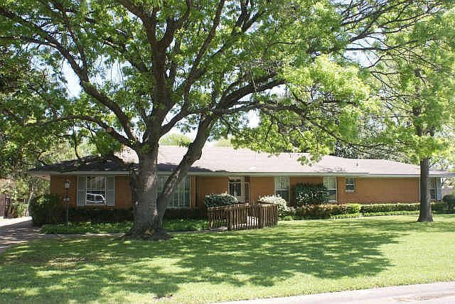 1st image of 6122 Preston Haven Dr