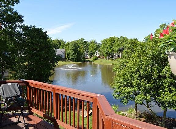 3rd image of 6312 Bel Lac Dr