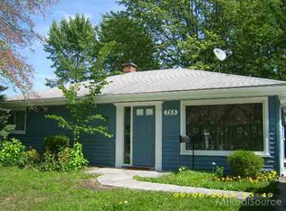 755 S Gargantua Ave, Clawson, MI 48017