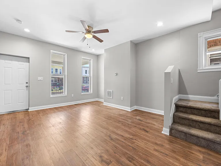 514 Oakland Ave — Photo 5