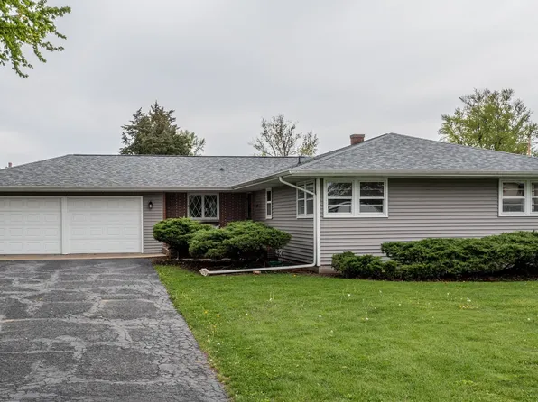 117 W North St, Wyanet, IL 61379