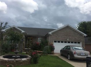 3834 Hawthorne Dr, Bowling Green, KY 42104